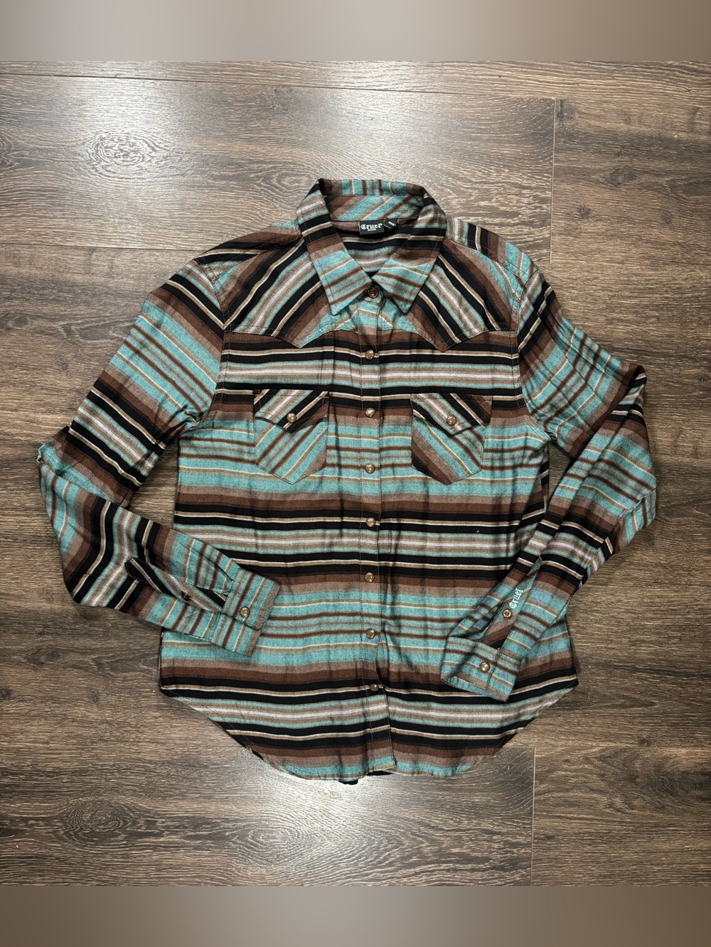 Cruel Denim Long Sleeve Striped Western 100% Rayon Snap Button Shirt size Small